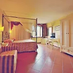 Leon Bianco Hotell