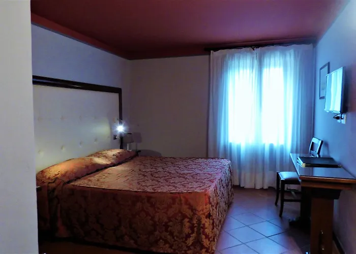 Hotel Leon Bianco San Gimignano