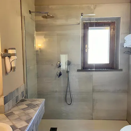 Hotel Leon Bianco 3*