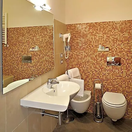 Leon Bianco Hotel 3*