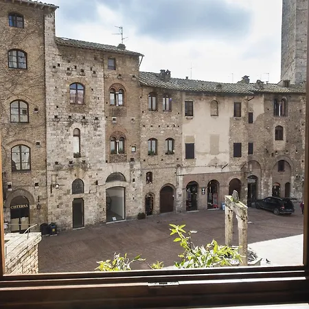 Leon Bianco Hotel